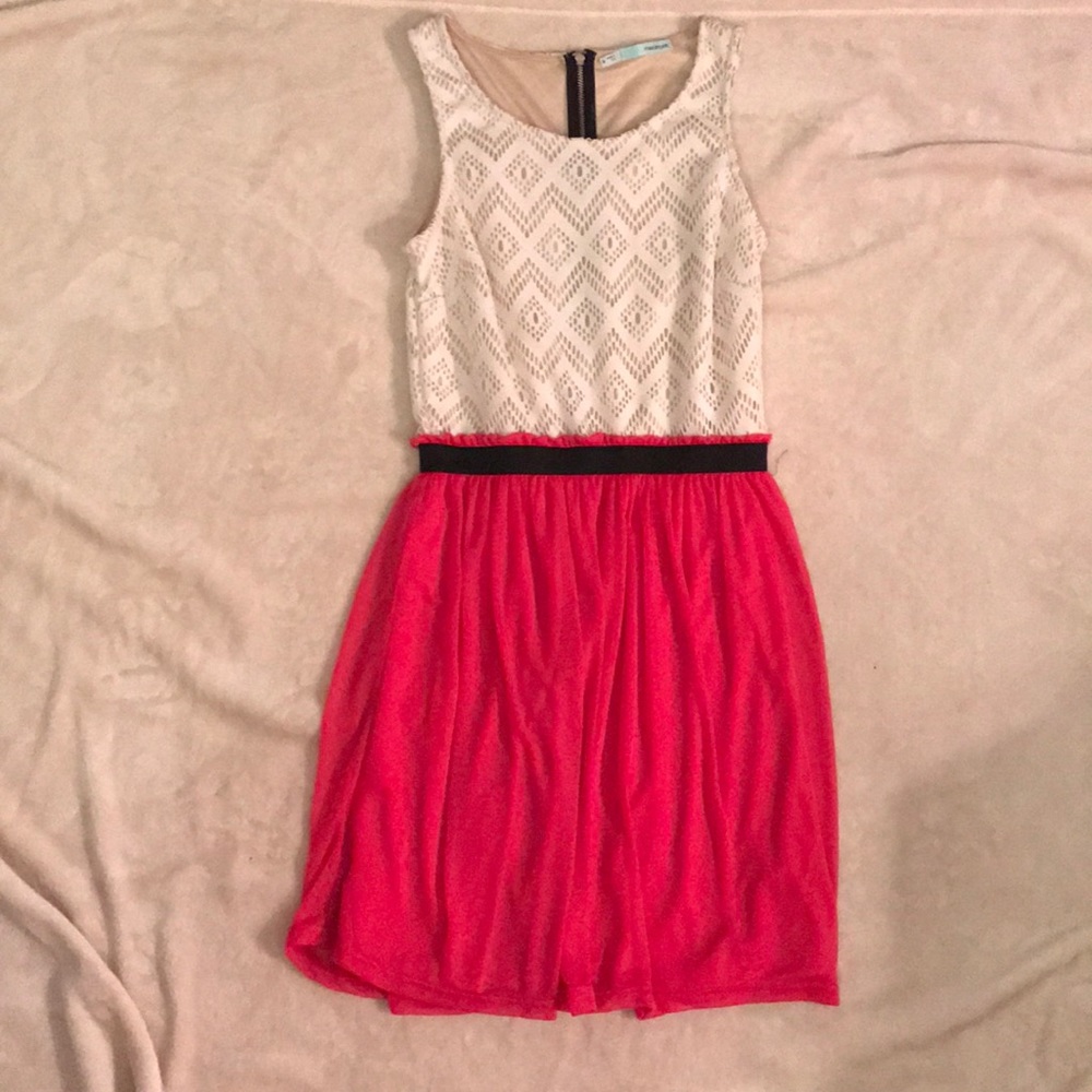 Cute color block dress